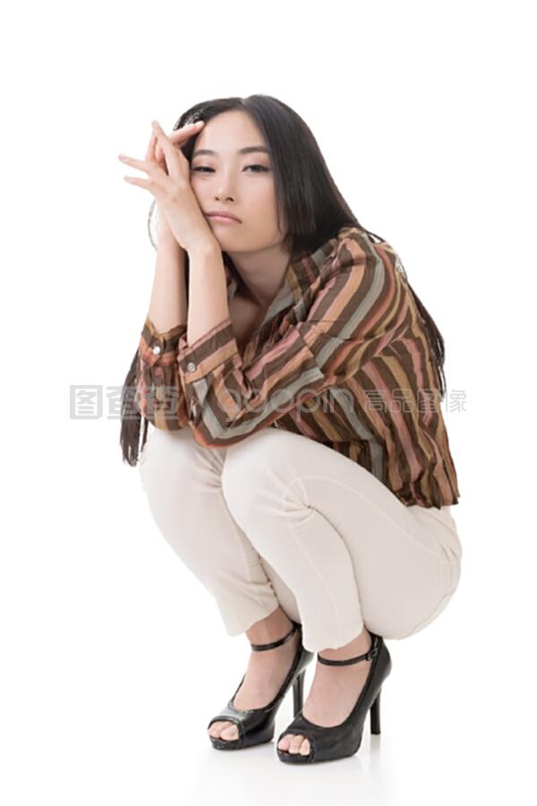 霓虹之下